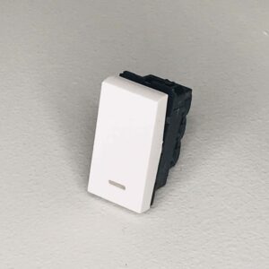 Legrand 572011 Indicator 2way switch Arteor 1M White