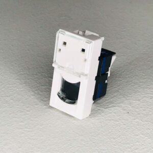 Legrand 572302 RJ45 Cat6 port Arteor 1M White