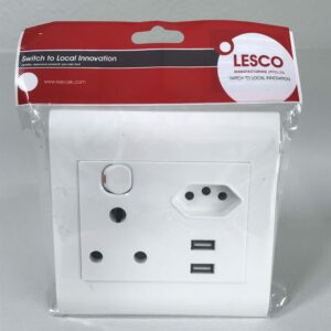 Lesco Pipelli 1xSA 1xEuro 2xUSB 4x4 White