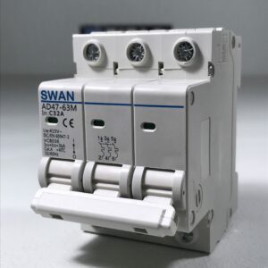 SWAN 32A din rail circuit breaker 3P